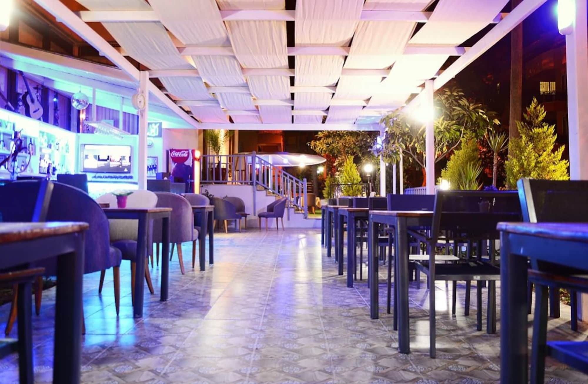 Avisos Hotel And Apartment Marmaris Exterior foto